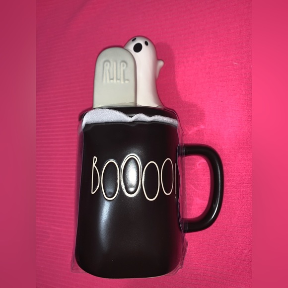 Black mug w/ handle & script “BOOOO!”W/ top lid that has ghost & RIP headstone. - Picture 2 of 5